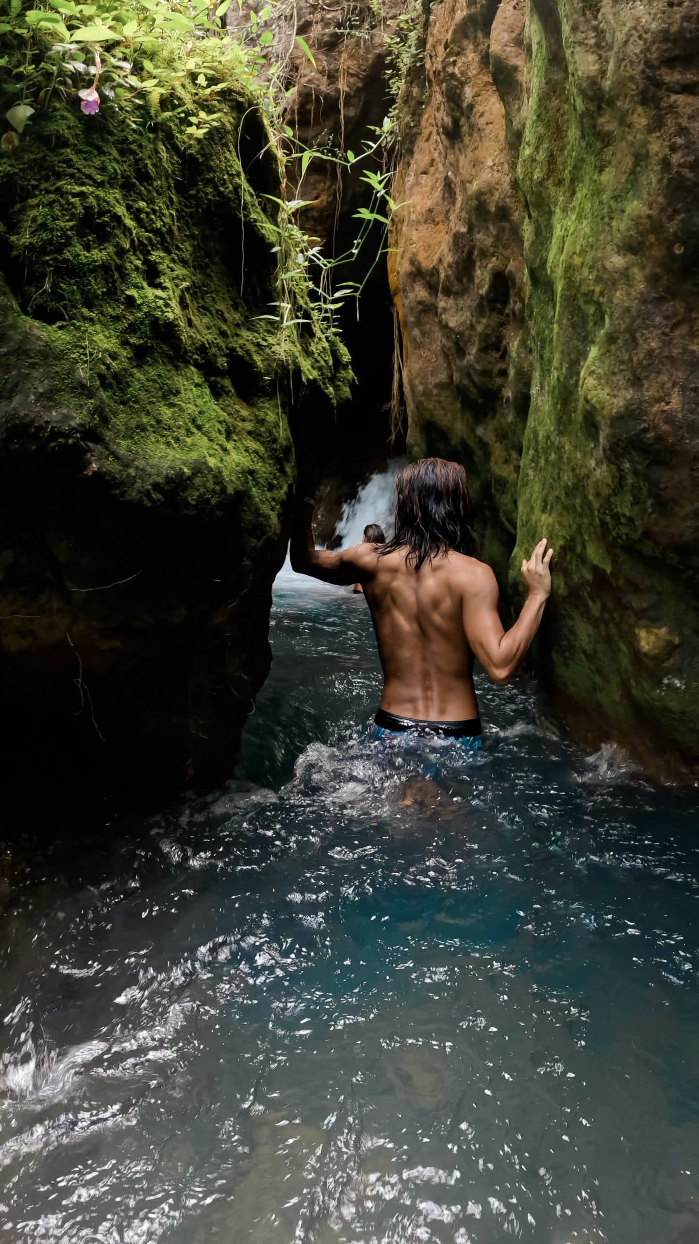 La Leona Waterfall Hike & River Tubing, photo 2